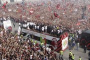 AC Milan - Campione d'Italia 2010-2011 C46b47132450513