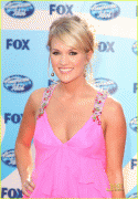 carrie underwood candid