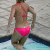 Britney Spears en un sexy bikini rosa